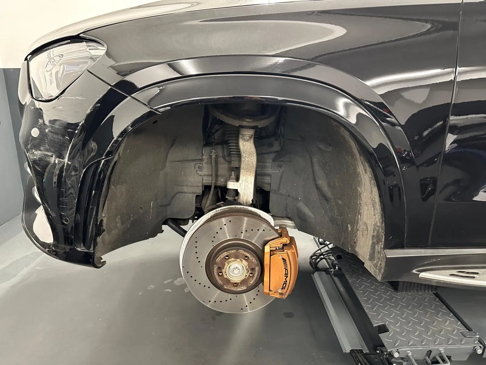 Gutachten und Prüfhalle Referenzbild 1